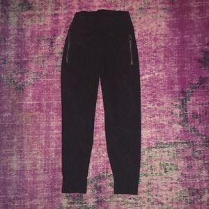 Ivviva joggers